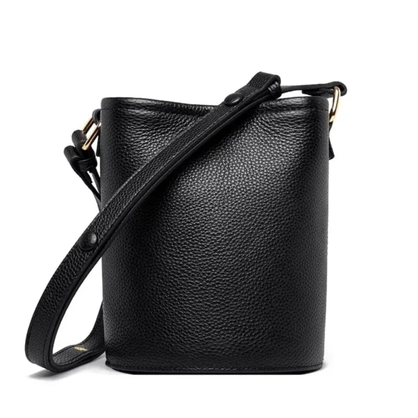 Le Sac a Bandouliere Seau 10 1