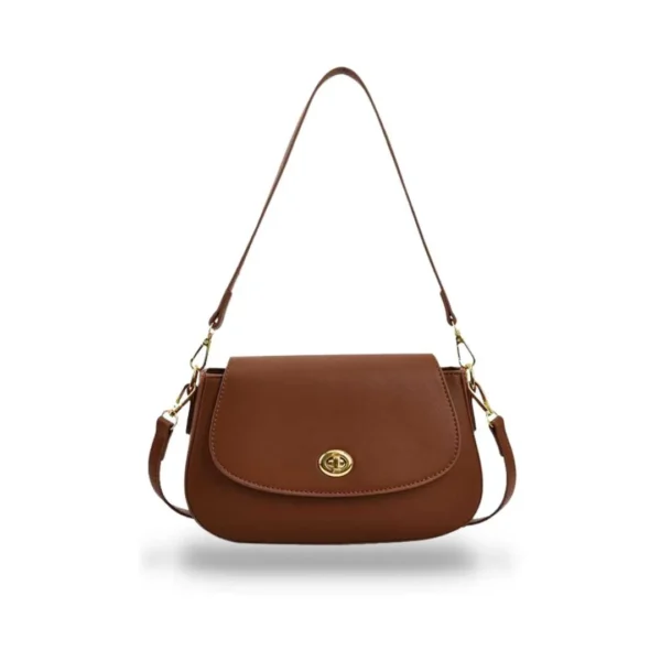 Le Sac a Main Noir a Bandouliere 12 1