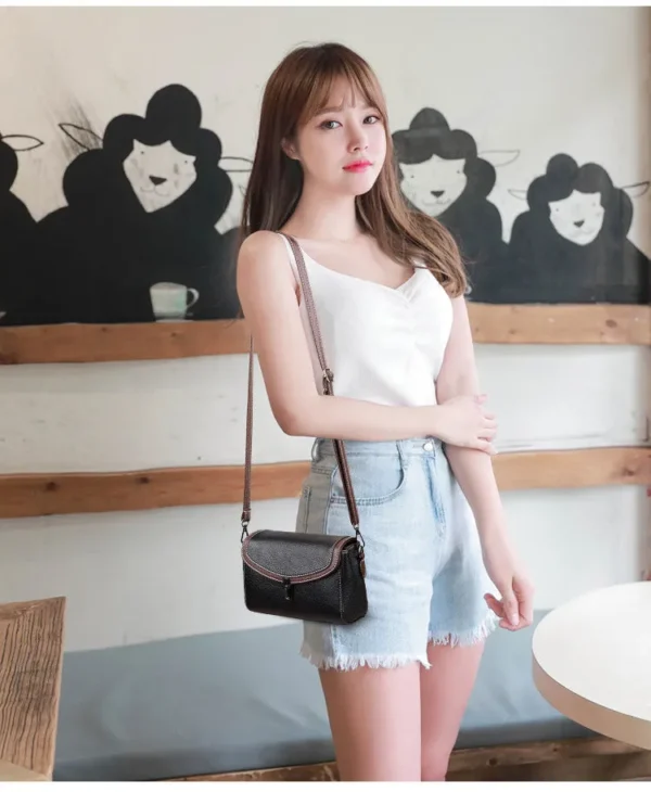 Pochette Bandouliere Noire Femme 12 1
